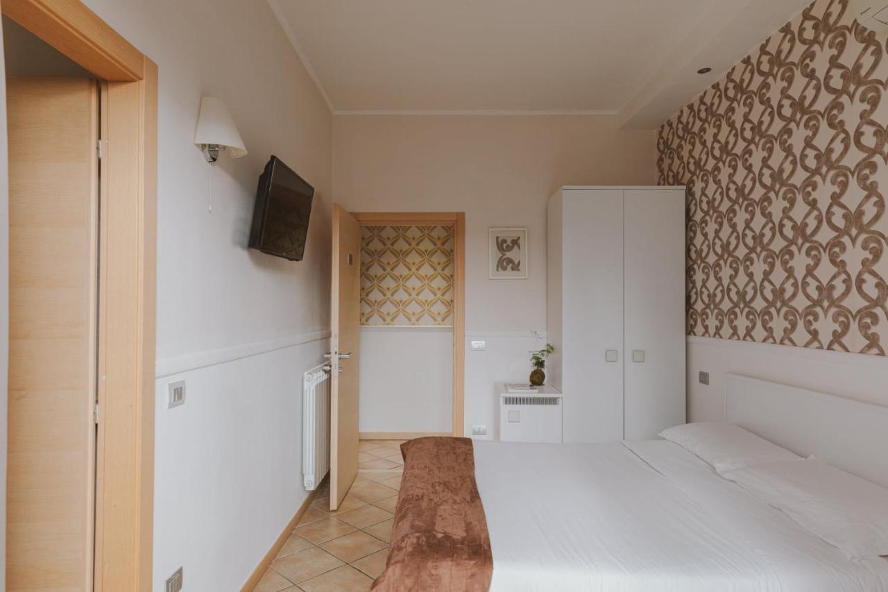 Residenza Il Giglio Pensionat Rom
